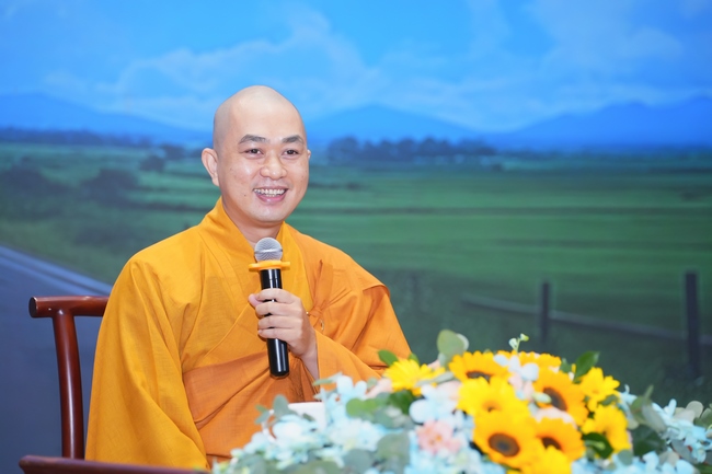 Khóa tu sinh viên “Hướng Về Phật Pháp”.
