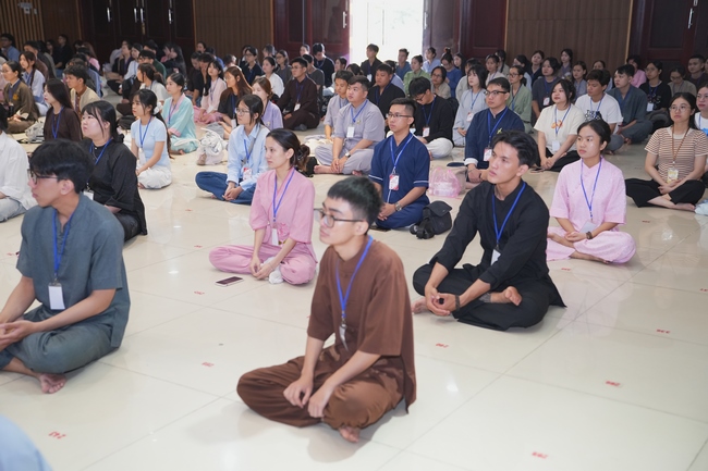 Khóa tu sinh viên “Hướng Về Phật Pháp”.