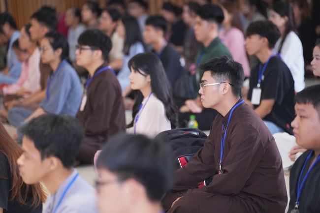 Khóa tu sinh viên “Hướng Về Phật Pháp”.