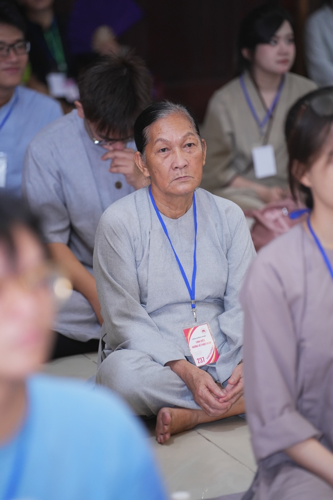 Khóa tu sinh viên “Hướng Về Phật Pháp”.