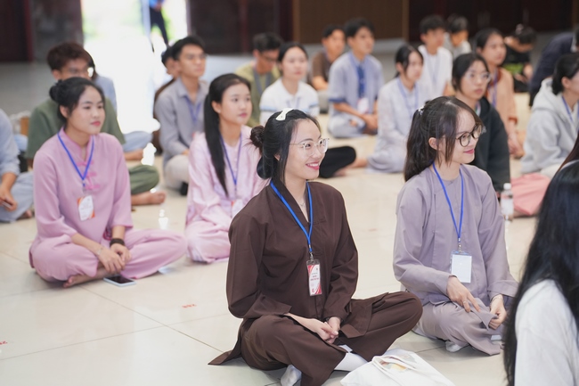 Khóa tu sinh viên “Hướng Về Phật Pháp”.