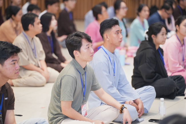 Khóa tu sinh viên “Hướng Về Phật Pháp”.