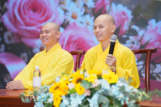 Khóa tu sinh viên “Hướng Về Phật Pháp”.