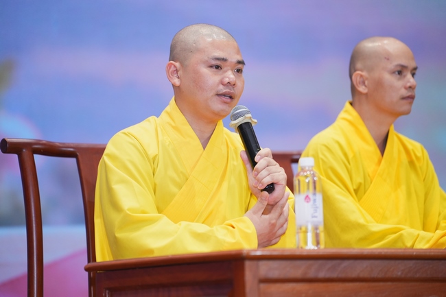 Khóa tu sinh viên “Hướng Về Phật Pháp”.