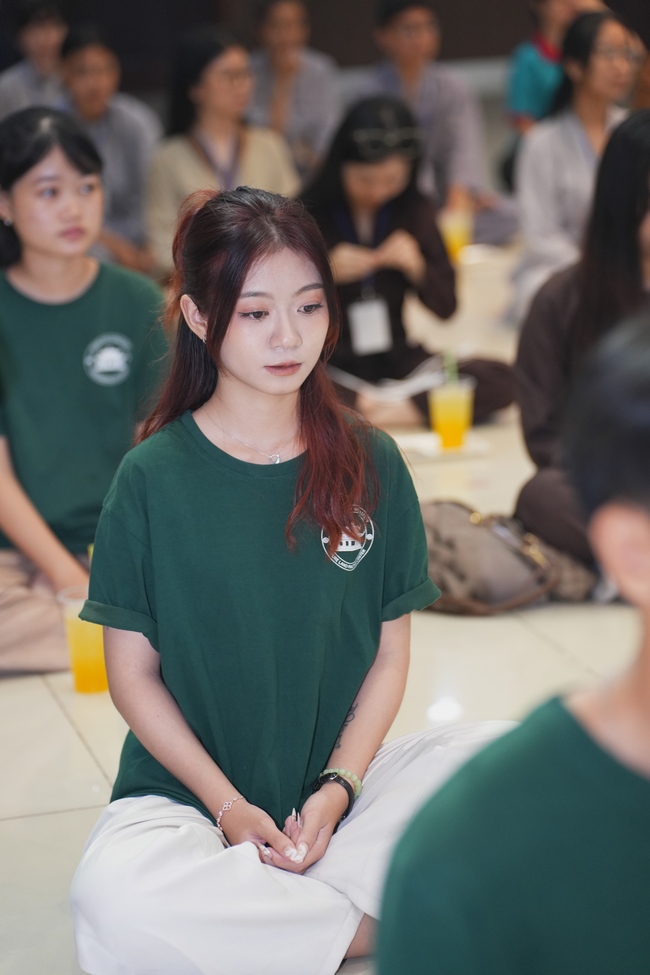 BUỔI TOẠ ĐÀM “THƯƠNG NHỮNG ĐÓA HOA ĐỜI” TRƯỚC THỀM KHÓA TU “SINH VIÊN HƯỚNG VỀ PHẬT PHÁP”.