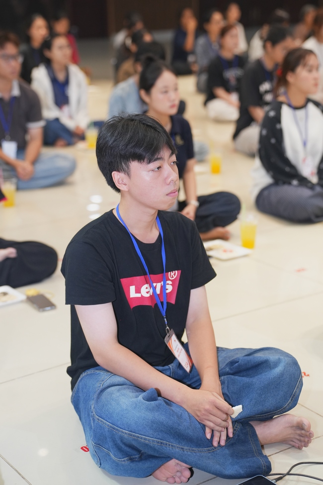 BUỔI TOẠ ĐÀM “THƯƠNG NHỮNG ĐÓA HOA ĐỜI” TRƯỚC THỀM KHÓA TU “SINH VIÊN HƯỚNG VỀ PHẬT PHÁP”.