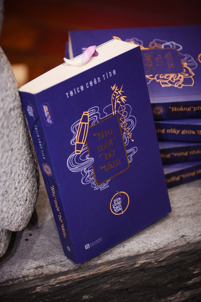 BUỔI TOẠ ĐÀM “THƯƠNG NHỮNG ĐÓA HOA ĐỜI” TRƯỚC THỀM KHÓA TU “SINH VIÊN HƯỚNG VỀ PHẬT PHÁP”.
