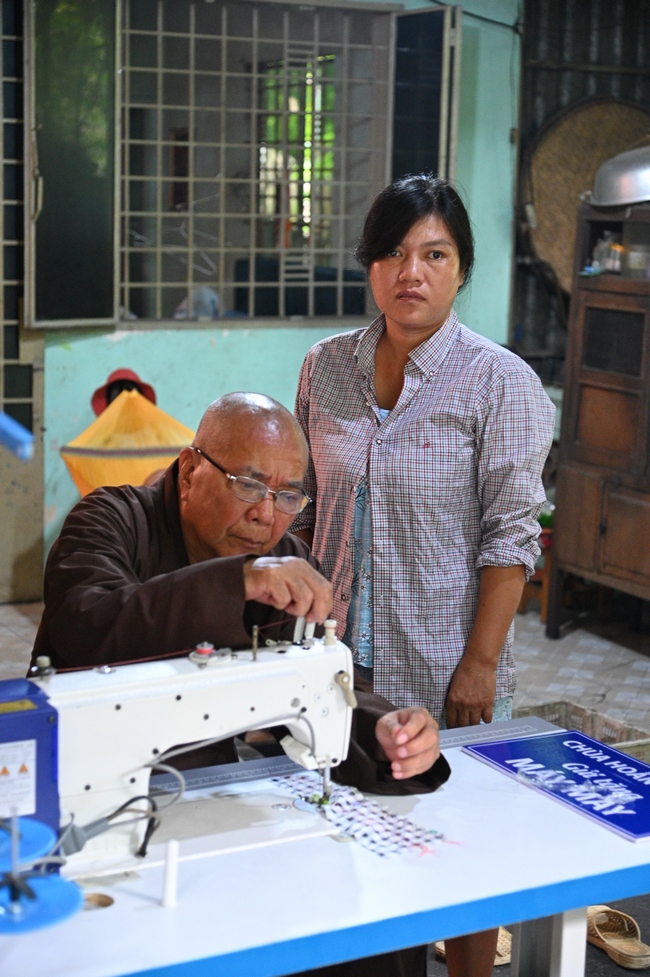 Chương trình từ thiện “Phương tiện nghĩa tình”.