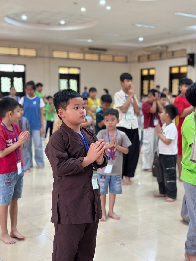 KHÓA TU THIẾU NHI EM VỀ BÊN PHẬT LẦN THỨ 79.