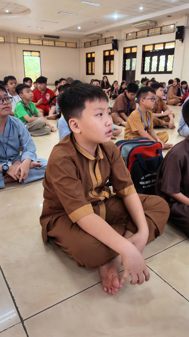KHÓA TU THIẾU NHI EM VỀ BÊN PHẬT LẦN THỨ 79.