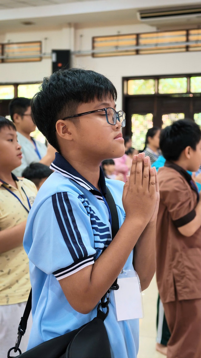 KHÓA TU THIẾU NHI EM VỀ BÊN PHẬT LẦN THỨ 79.