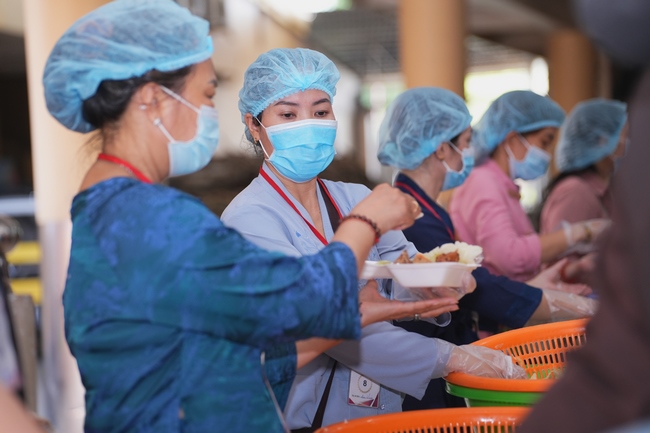 KHÓA TU NIỆM PHẬT MỘT NGÀY | CHÙA HOẰNG PHÁP.