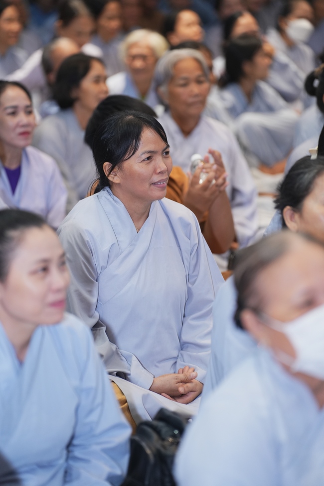 KHÓA TU NIỆM PHẬT MỘT NGÀY | CHÙA HOẰNG PHÁP.