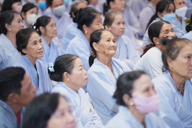 KHÓA TU NIỆM PHẬT MỘT NGÀY | CHÙA HOẰNG PHÁP.