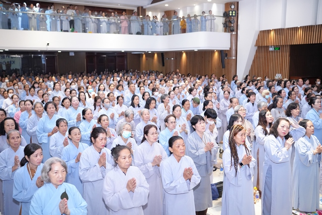 KHÓA TU NIỆM PHẬT MỘT NGÀY | CHÙA HOẰNG PHÁP.