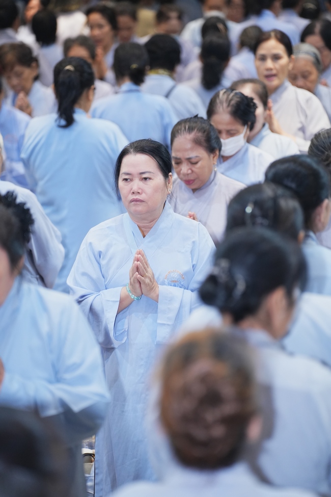 KHÓA TU NIỆM PHẬT MỘT NGÀY | CHÙA HOẰNG PHÁP.