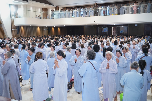 KHÓA TU NIỆM PHẬT MỘT NGÀY | CHÙA HOẰNG PHÁP.