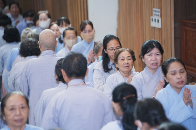 KHÓA TU NIỆM PHẬT MỘT NGÀY | CHÙA HOẰNG PHÁP.