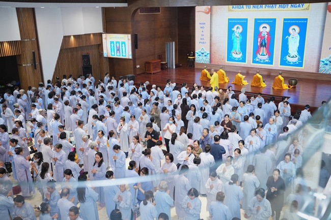 KHÓA TU NIỆM PHẬT MỘT NGÀY | CHÙA HOẰNG PHÁP.