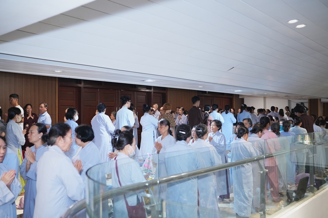 KHÓA TU NIỆM PHẬT MỘT NGÀY | CHÙA HOẰNG PHÁP.