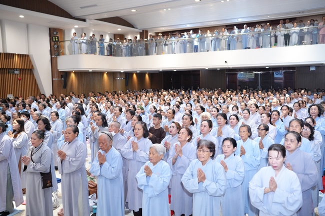 KHÓA TU NIỆM PHẬT MỘT NGÀY | CHÙA HOẰNG PHÁP.