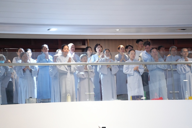KHÓA TU NIỆM PHẬT MỘT NGÀY | CHÙA HOẰNG PHÁP.