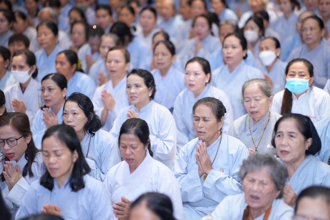 KHÓA TU NIỆM PHẬT MỘT NGÀY | CHÙA HOẰNG PHÁP.