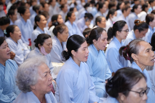 KHÓA TU NIỆM PHẬT MỘT NGÀY | CHÙA HOẰNG PHÁP.
