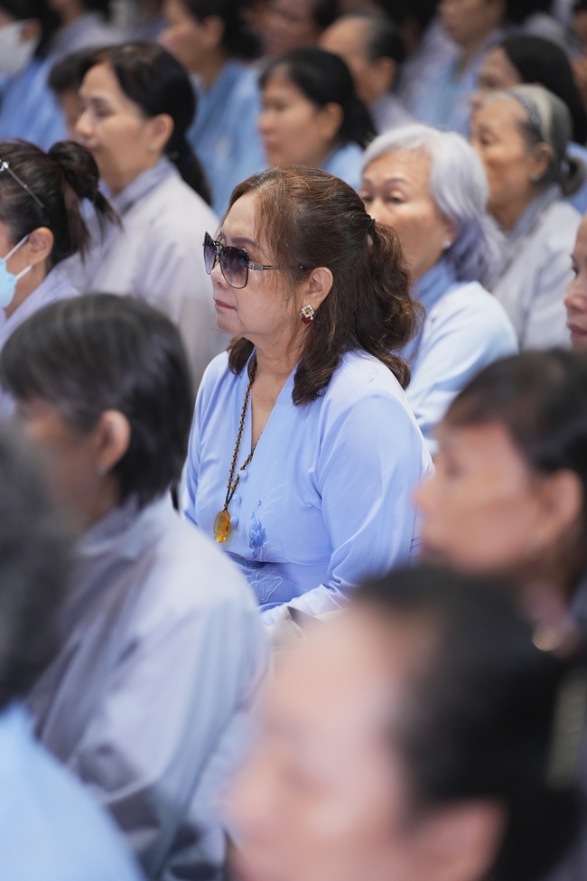 KHÓA TU NIỆM PHẬT MỘT NGÀY | CHÙA HOẰNG PHÁP.