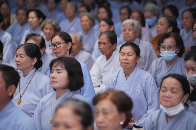 KHÓA TU NIỆM PHẬT MỘT NGÀY | CHÙA HOẰNG PHÁP.
