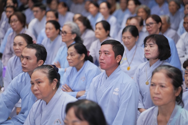 KHÓA TU NIỆM PHẬT MỘT NGÀY | CHÙA HOẰNG PHÁP.