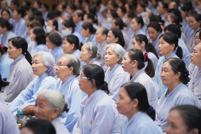 KHÓA TU NIỆM PHẬT MỘT NGÀY | CHÙA HOẰNG PHÁP.