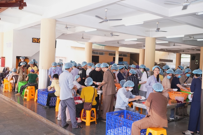 KHÓA TU NIỆM PHẬT MỘT NGÀY | CHÙA HOẰNG PHÁP.