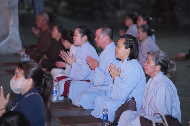 LỄ VÍA ĐỨC BỒ-TÁT QUÁN THẾ ÂM XUẤT GIA | CHÙA HOẰNG PHÁP.
