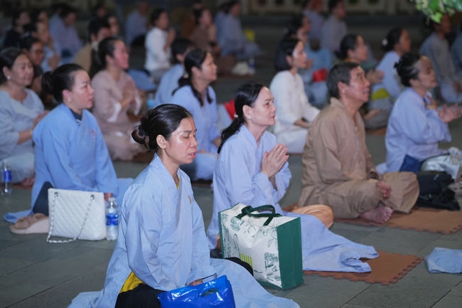 LỄ VÍA ĐỨC BỒ-TÁT QUÁN THẾ ÂM XUẤT GIA | CHÙA HOẰNG PHÁP.