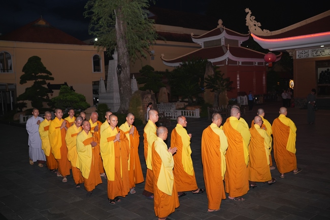 LỄ VÍA ĐỨC BỒ-TÁT QUÁN THẾ ÂM XUẤT GIA | CHÙA HOẰNG PHÁP.
