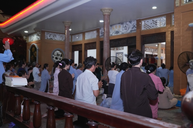 LỄ VÍA ĐỨC BỒ-TÁT QUÁN THẾ ÂM XUẤT GIA | CHÙA HOẰNG PHÁP.