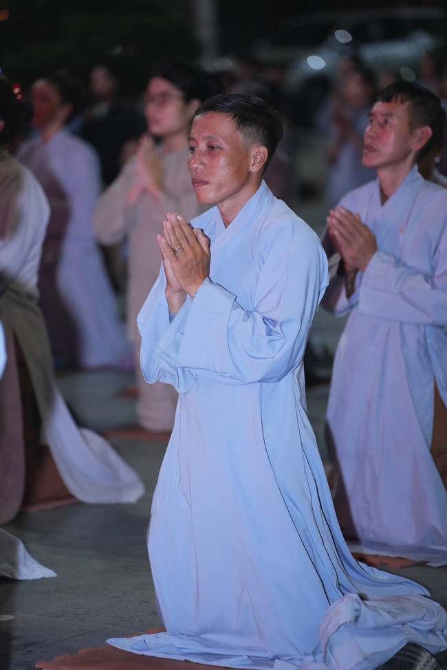 LỄ VÍA ĐỨC BỒ-TÁT QUÁN THẾ ÂM XUẤT GIA | CHÙA HOẰNG PHÁP.