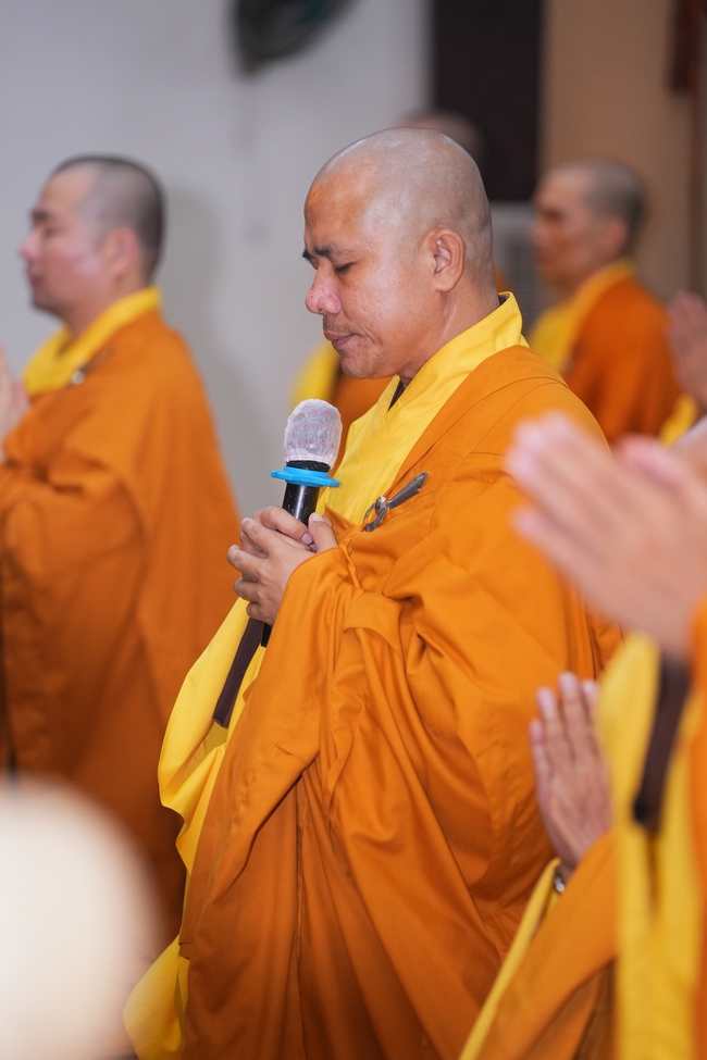 LỄ VÍA ĐỨC BỒ-TÁT QUÁN THẾ ÂM XUẤT GIA | CHÙA HOẰNG PHÁP.