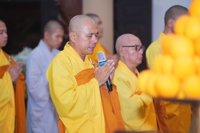 LỄ VÍA ĐỨC BỒ-TÁT QUÁN THẾ ÂM XUẤT GIA | CHÙA HOẰNG PHÁP.