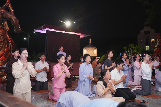 LỄ VÍA ĐỨC BỒ-TÁT QUÁN THẾ ÂM XUẤT GIA | CHÙA HOẰNG PHÁP.
