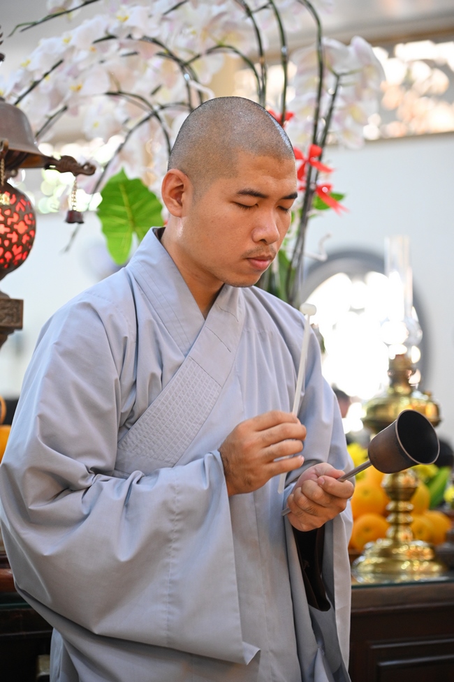 PHÓNG SINH TẠI BẾN PHÀ BÌNH MỸ.