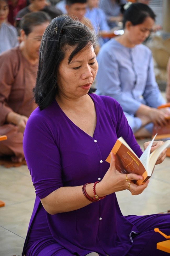 PHÓNG SINH TẠI BẾN PHÀ BÌNH MỸ.