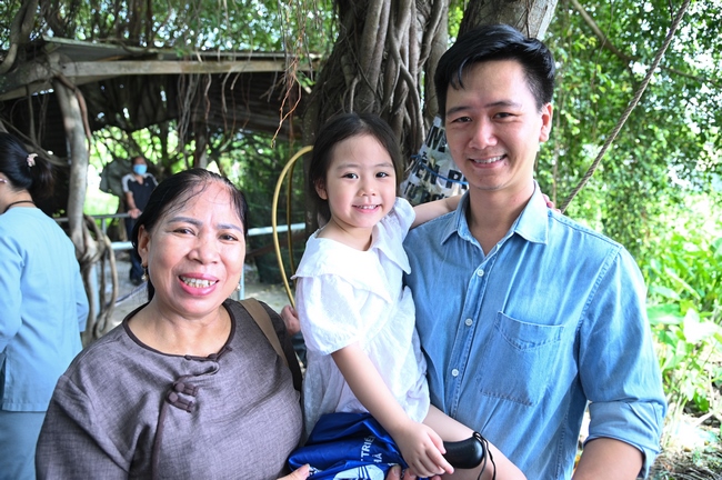 PHÓNG SINH TẠI BẾN PHÀ BÌNH MỸ.