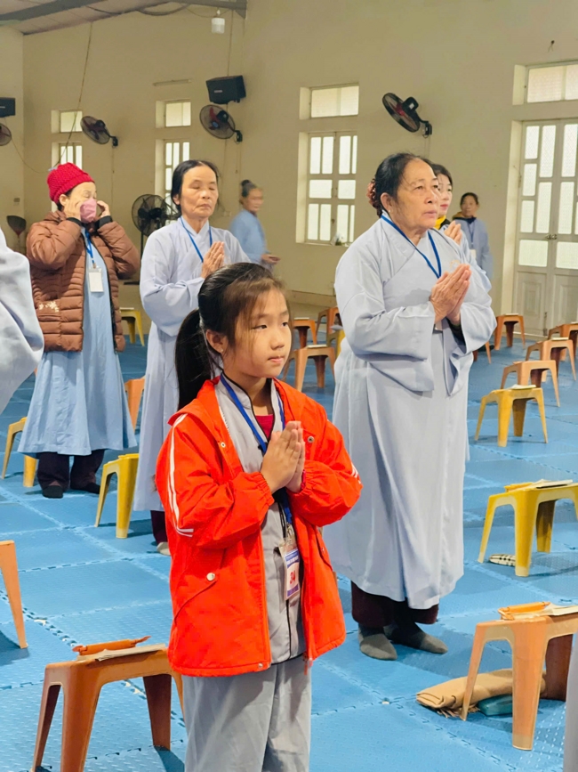 Chùa Đống Cao (Thanh Hóa) - Khoá tu cuối năm: Lễ tất niên và phát quà tết Bính Ngọ.