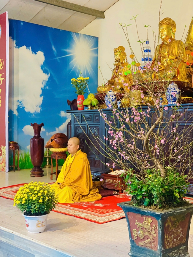 Chùa Đống Cao (Thanh Hóa) - Khoá tu cuối năm: Lễ tất niên và phát quà tết Bính Ngọ.