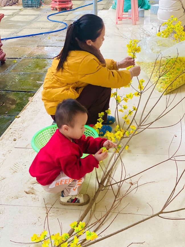 Chùa Đống Cao (Thanh Hóa) - Khoá tu cuối năm: Lễ tất niên và phát quà tết Bính Ngọ.