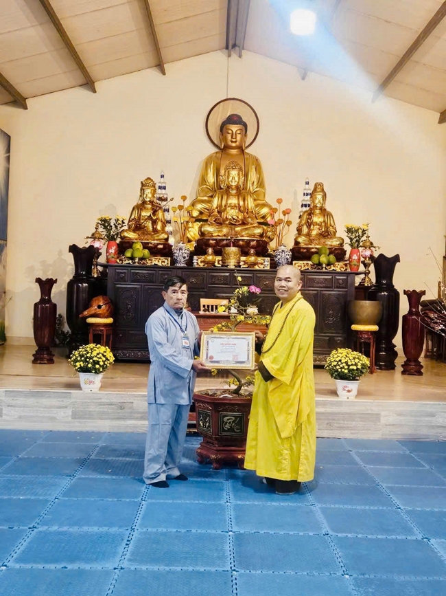 Chùa Đống Cao (Thanh Hóa) - Khoá tu cuối năm: Lễ tất niên và phát quà tết Bính Ngọ.