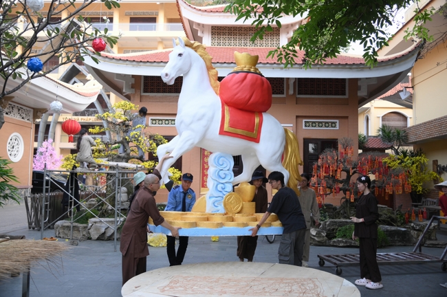 Công tác chuẩn bị đón Xuân Bính Ngọ 2026 (Phần 3)