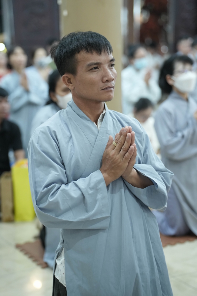 Khai bút đầu xuân và lễ Giao Thừa mừng Xuân Bính Ngọ 2026 - Chùa Hoằng Pháp